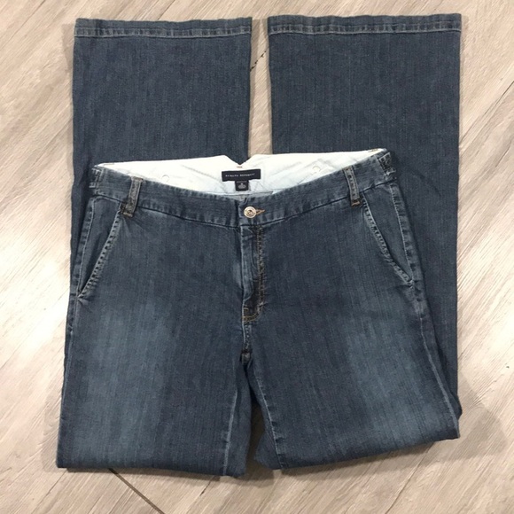 Banana Republic DarkWash Flare Flap Pocket Jeans    size 8 - Picture 5 of 8